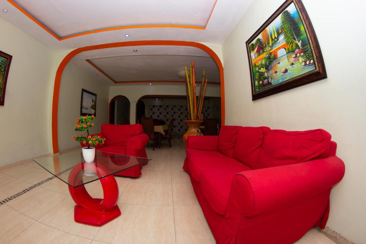 Hotel Renacer Santo Domingo Exterior photo