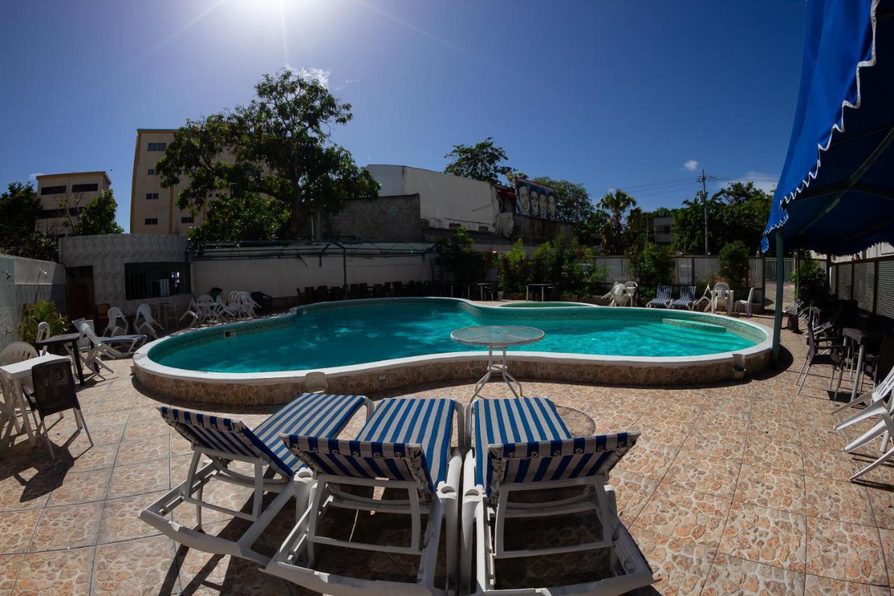 Hotel Renacer Santo Domingo Exterior photo